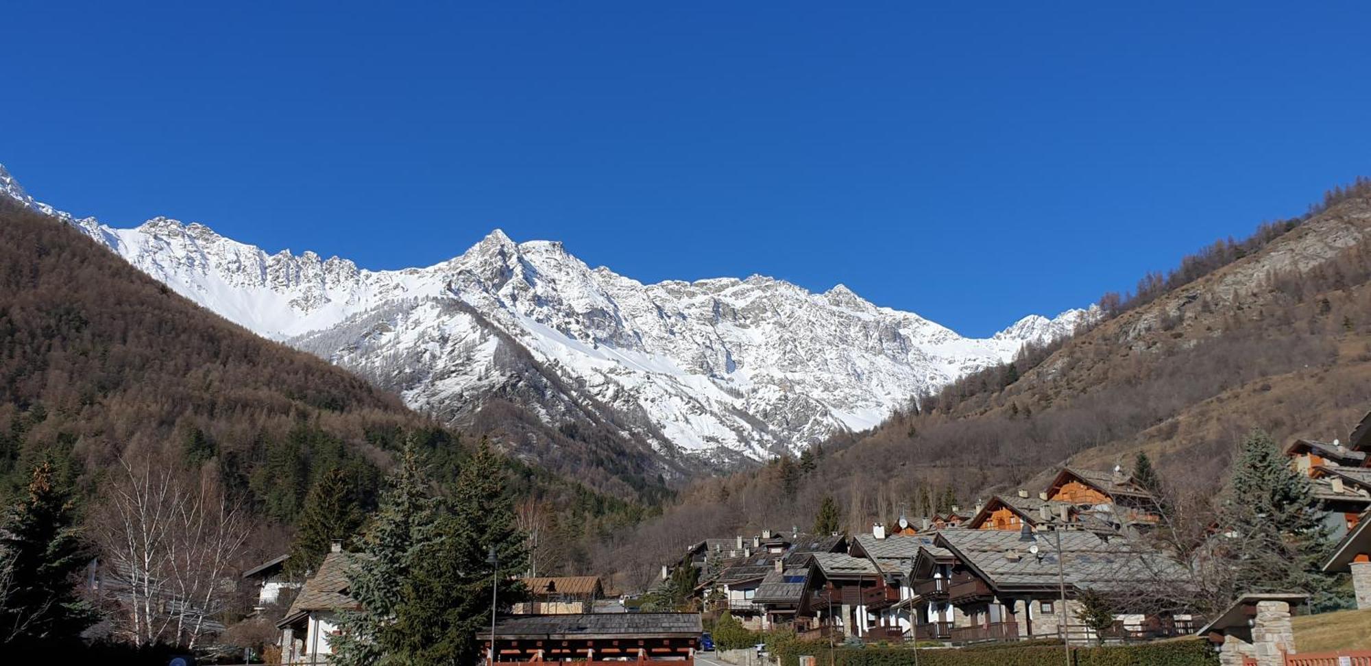 Casa Agnes Apartment Bardonecchia Exterior photo